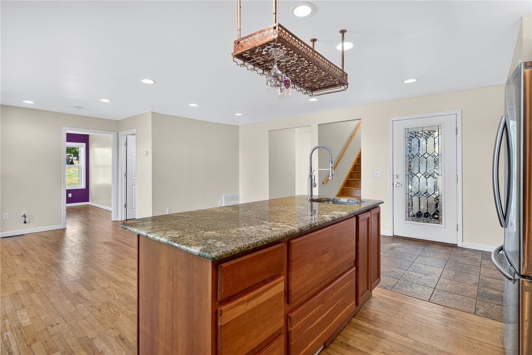 4228 Teall Beach