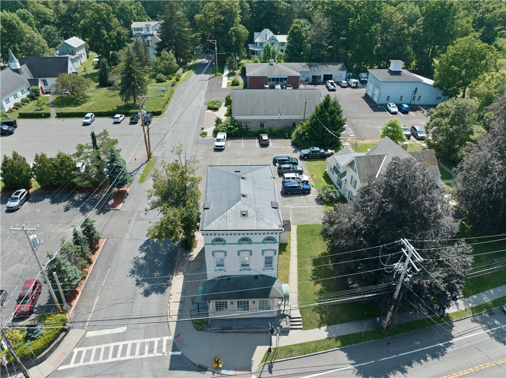44 E Main Street