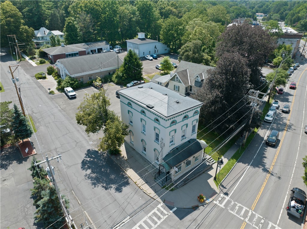44 E Main Street