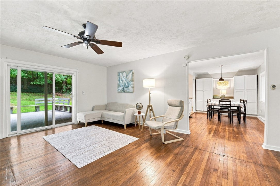 5 Ringwood Court S