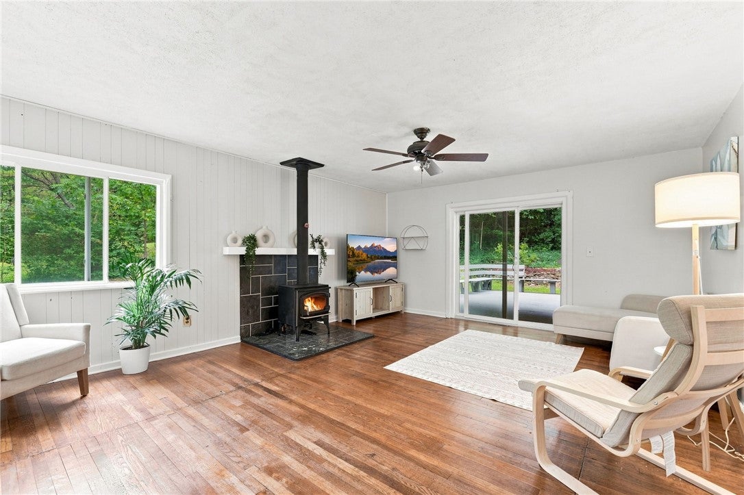 5 Ringwood Court S