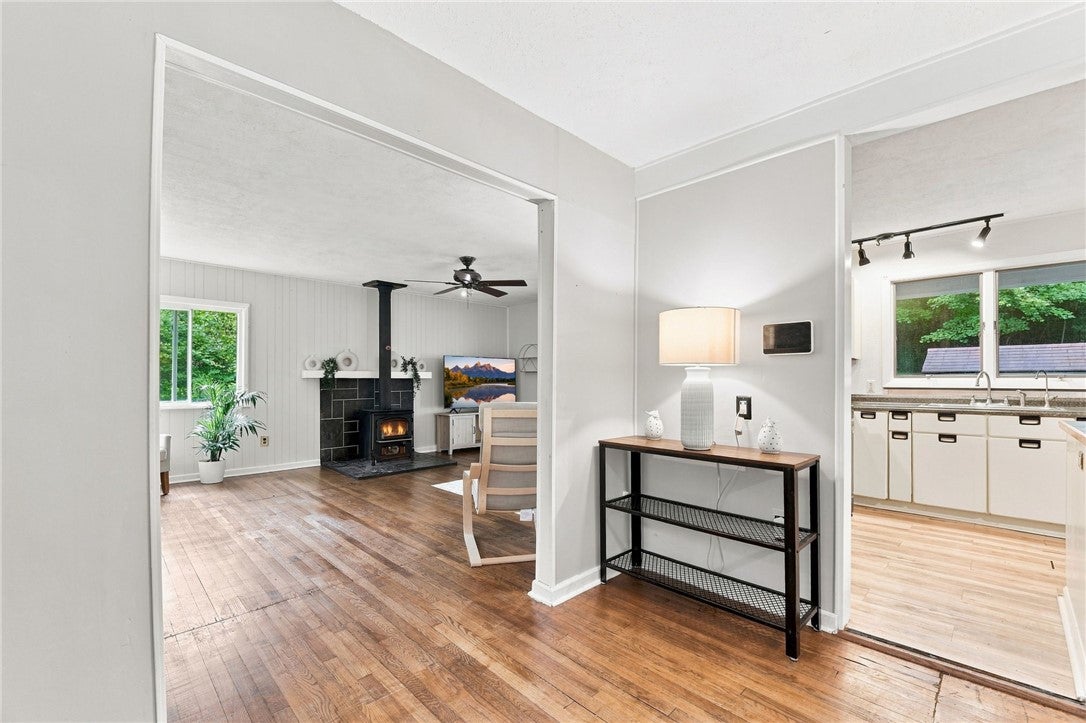 5 Ringwood Court S