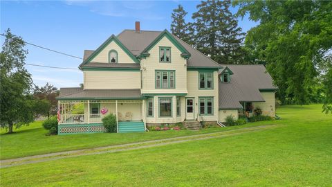 643 Cobb Street Groton NY 13073