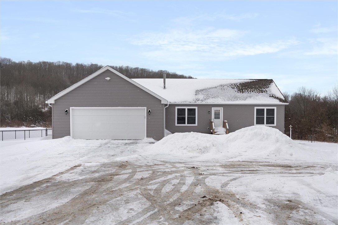 140 Bradshaw Road, Dryden, New York image 1