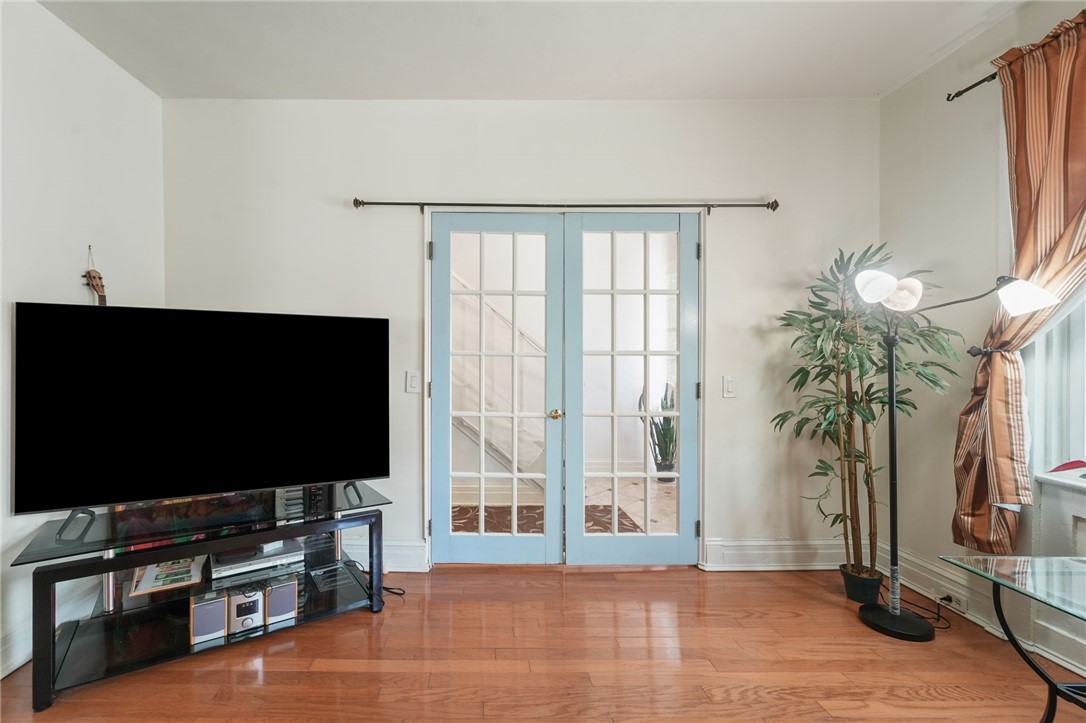 213 S Plain Street, Ithaca, New York image 4