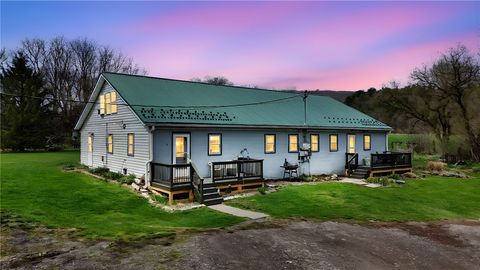 Multifamily For Sale - 144 Gridleyville Crossing Road<br/> Candor, NY 13743
