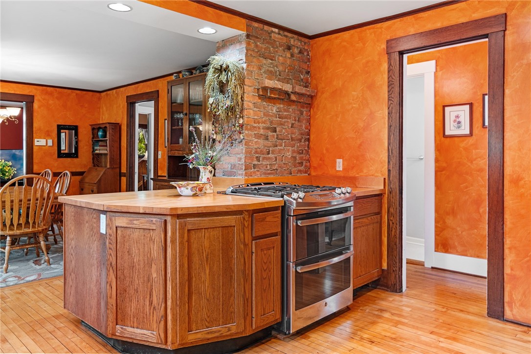 413 Utica Street, Ithaca, New York image 13
