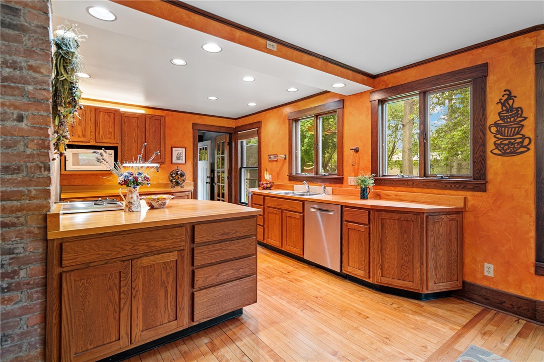 413 Utica Street, Ithaca, New York image 14