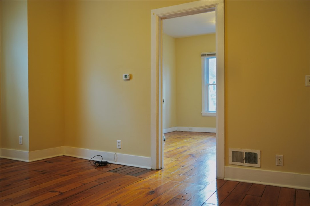 523 S Albany Street, Ithaca, New York image 9