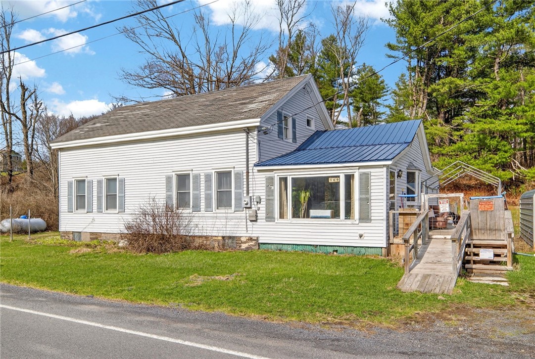 769 Midline Road