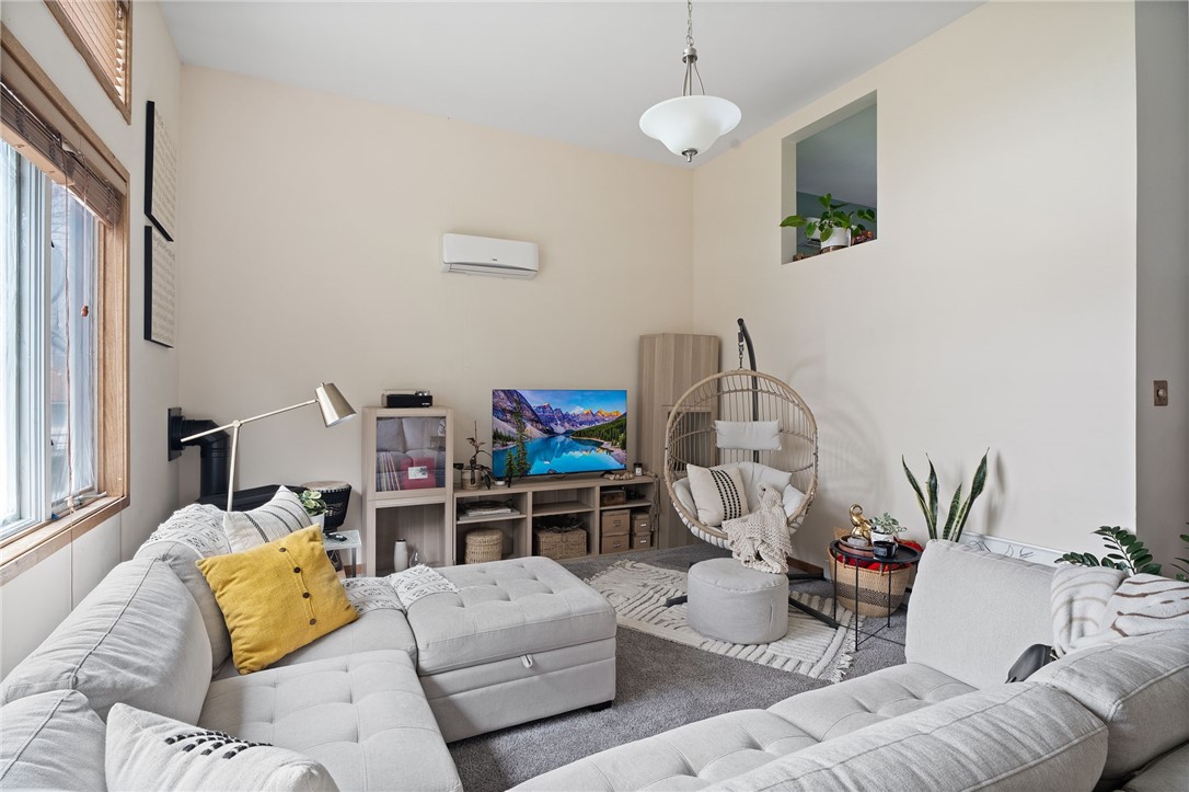 1022 Danby Road