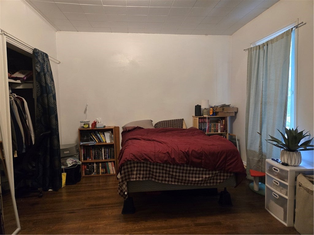 702 N Aurora Street