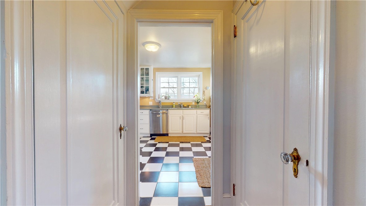 742 S Aurora Street, Ithaca, New York image 27