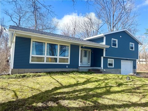 Homes For Sale - 516 Auburn Road<br/> Tompkins County, Lansing, NY 13073