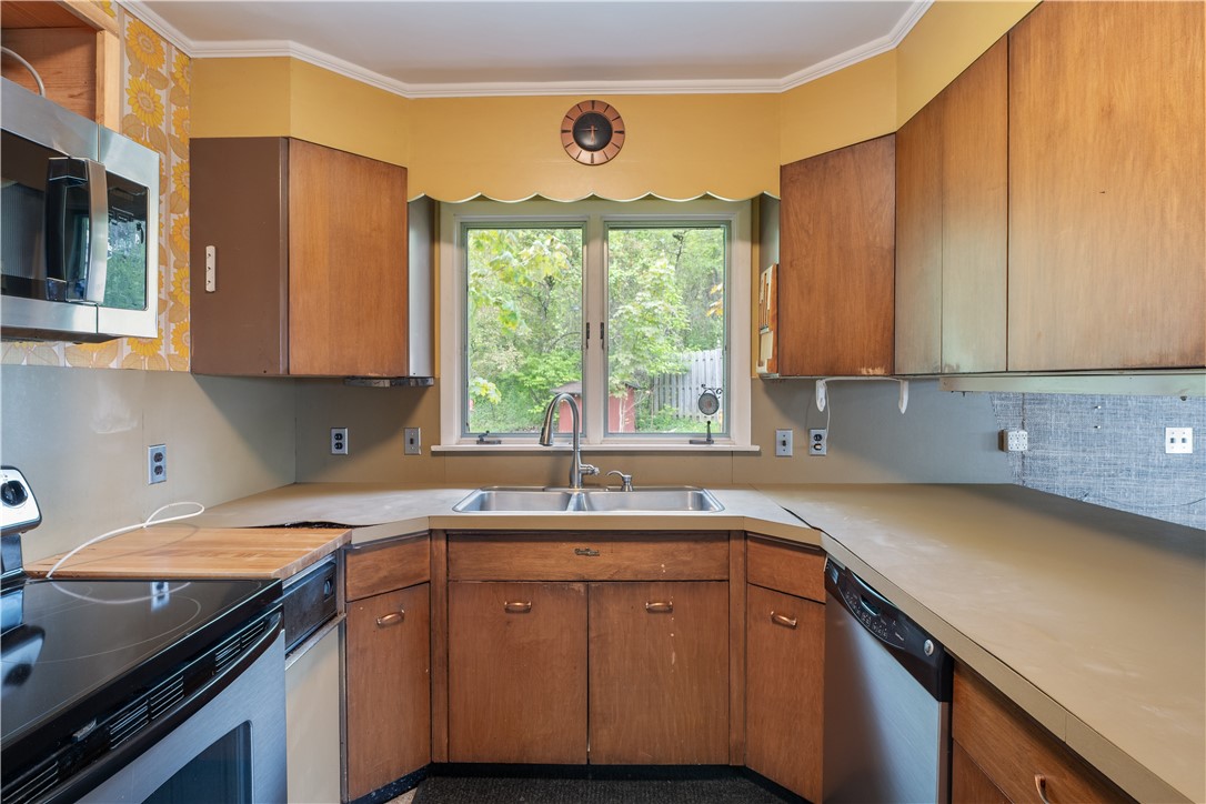802 Hector Street, Ithaca, New York image 17