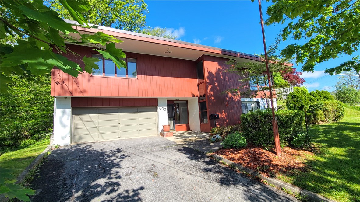 802 Hector Street, Ithaca, New York image 1