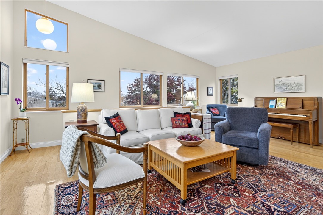 231 Strawberry Hill Circle 4