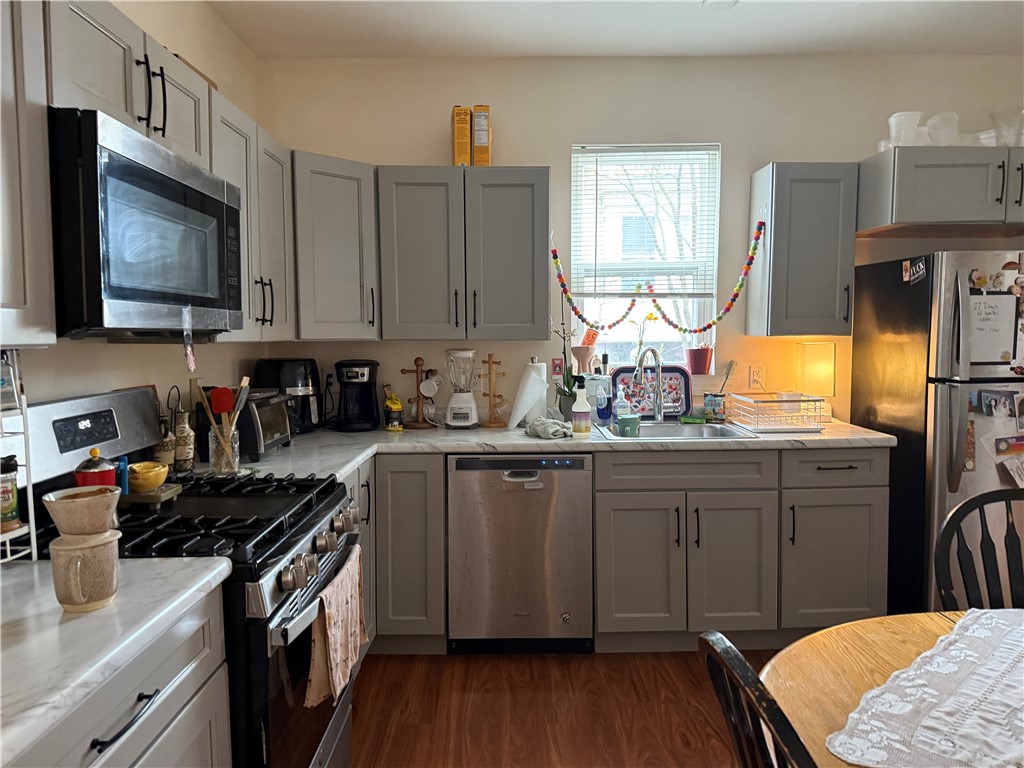 405, 407, 409 S Aurora Street