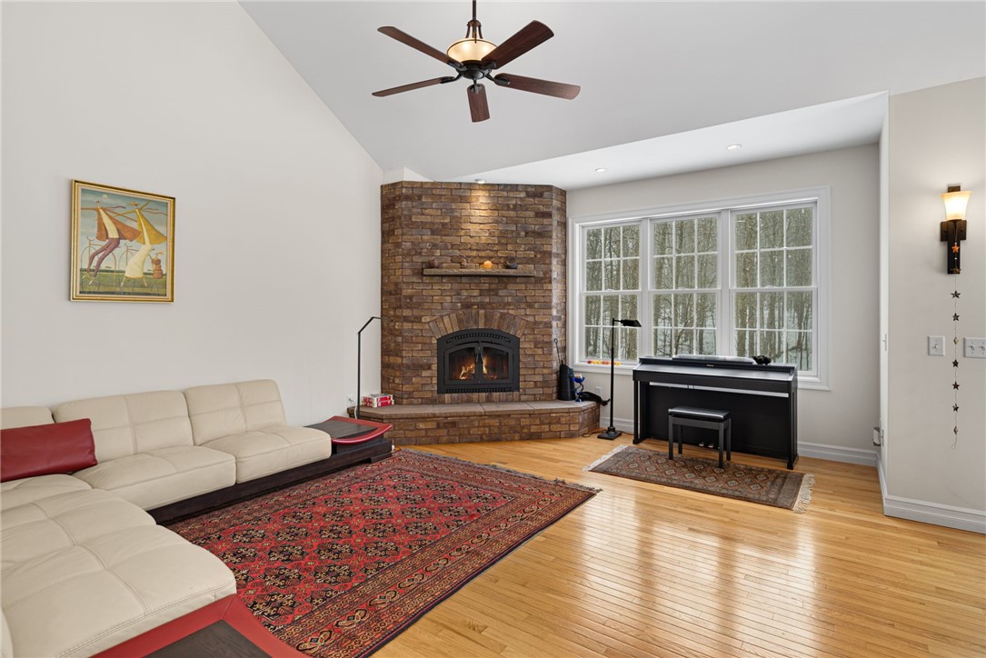 8 Stone Creek Drive, Lansing, New York image 13