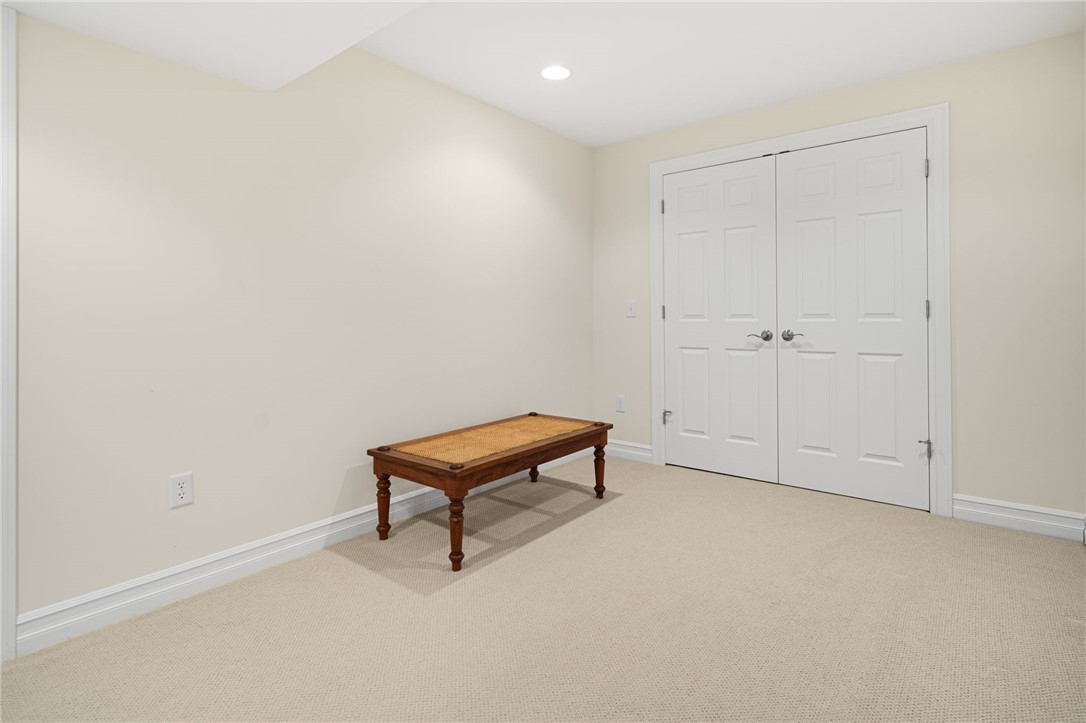 8 Stone Creek Drive, Lansing, New York image 32
