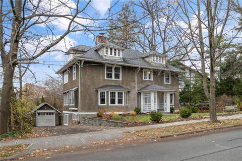 Photo for 114 Kelvin Place