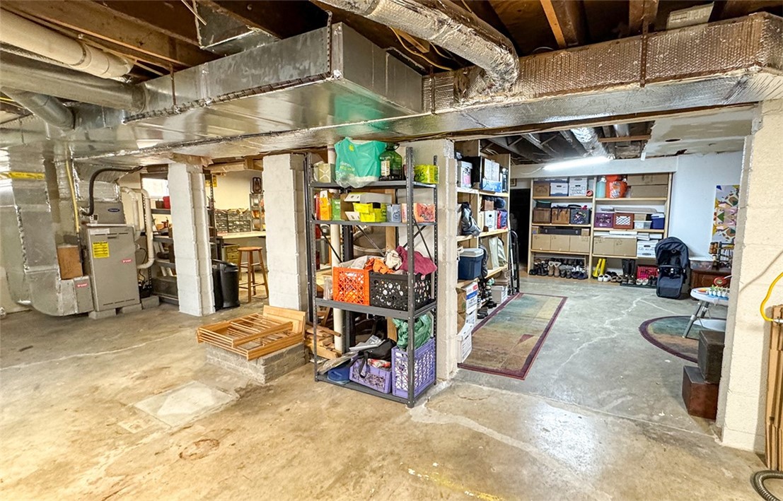 109 W York Street, Ithaca, New York image 27