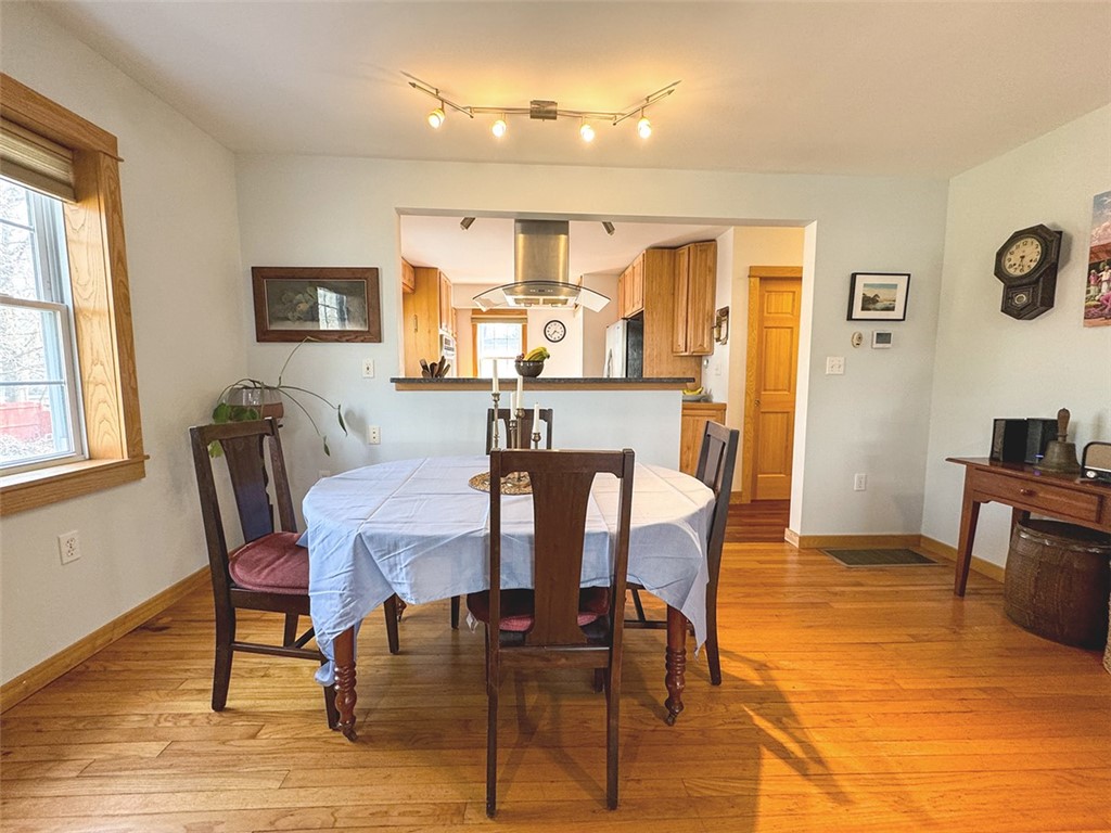 109 W York Street, Ithaca, New York image 9