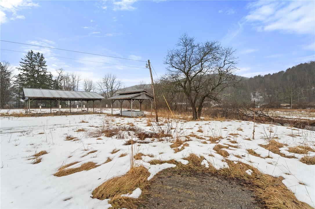896 Ithaca Road