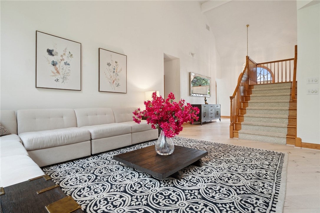 21 Waterview Heights