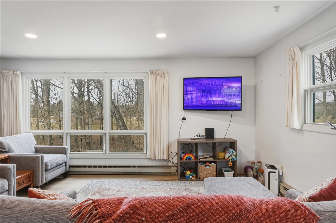 77 Searles Road