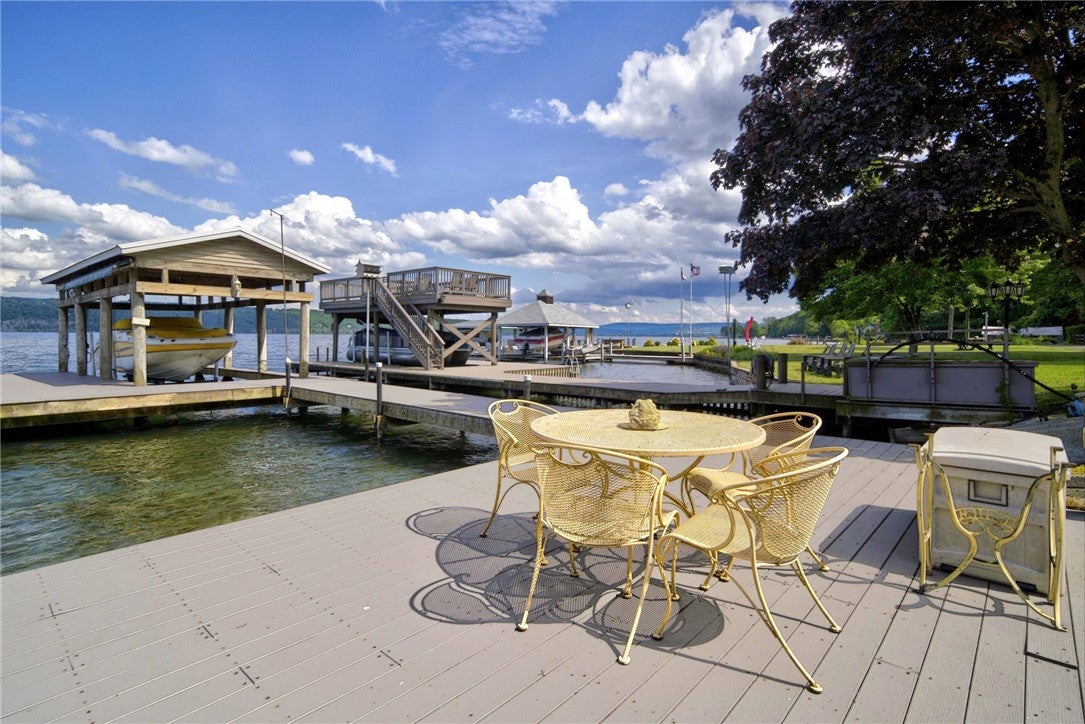 5 Maplewood Point