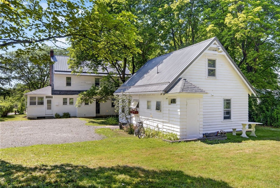 1115 Danby Road