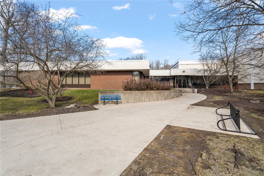 770 & 780 Warren Road