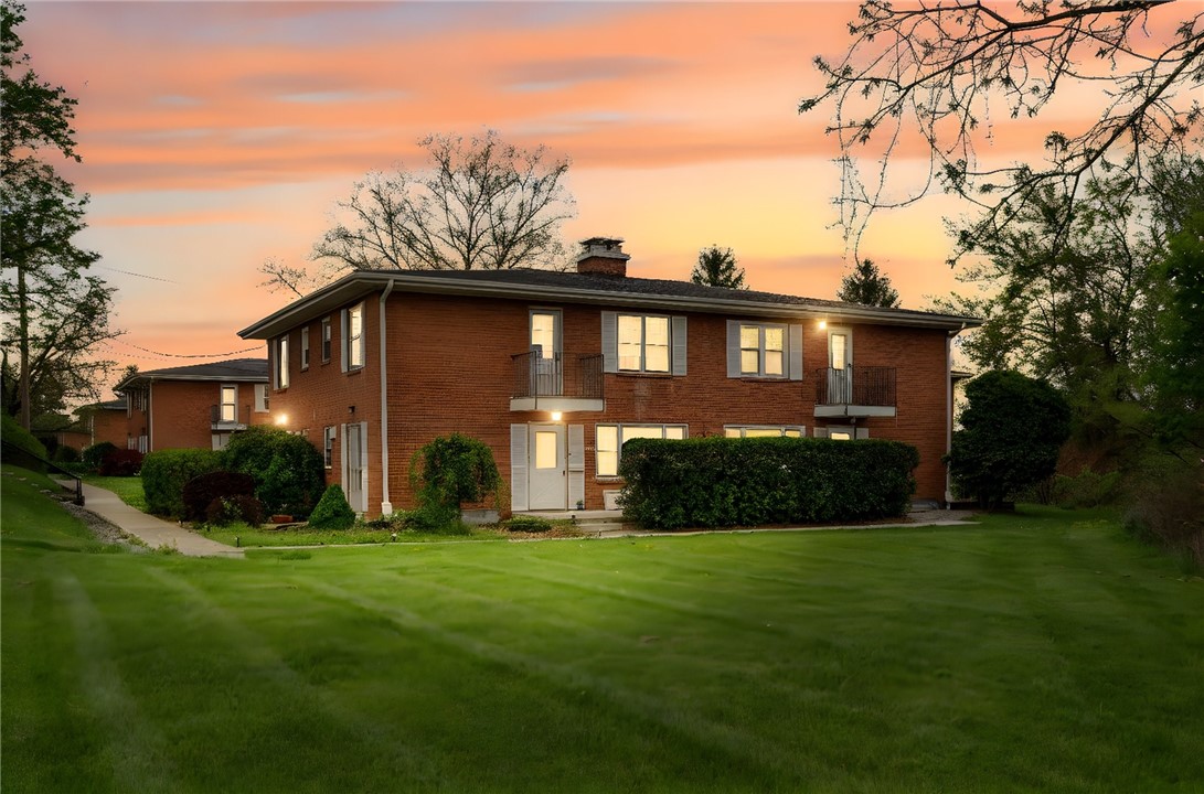 2250 N Triphammer Road #T1D, Lansing, New York image 2