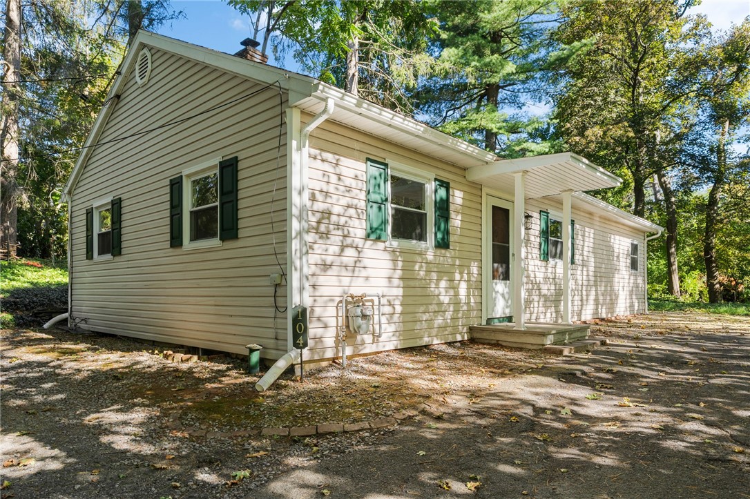 104 Brook Lane