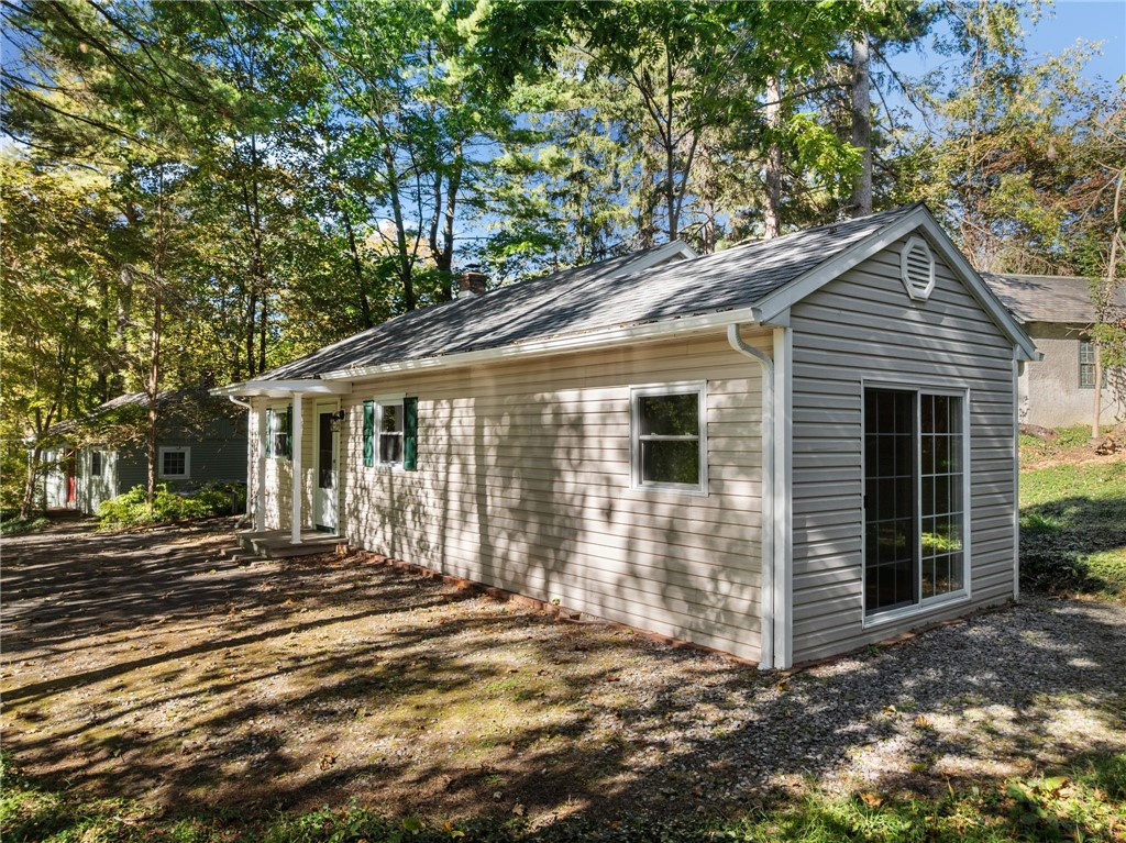 104 Brook Lane