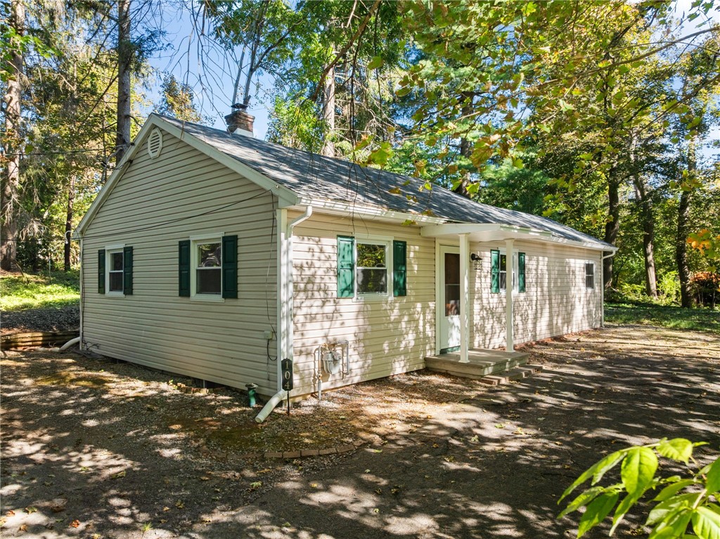 104 Brook Lane