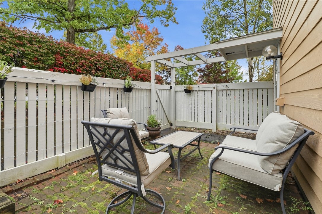 210 Wildflower Drive 4
