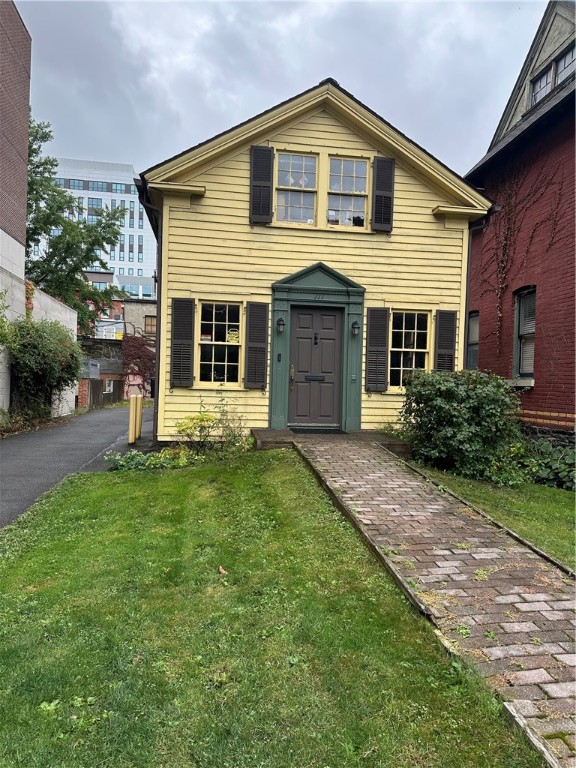 109-111 E Seneca Street