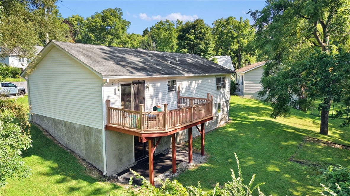 7 Elmcrest Circle