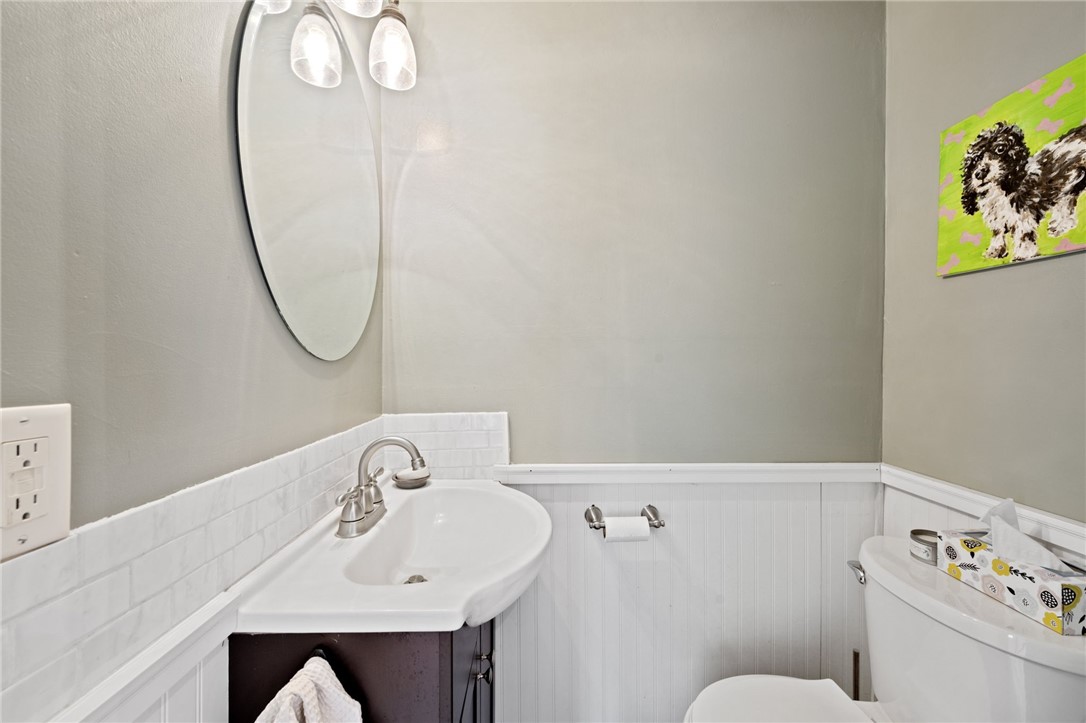 205 E Falls Street, Ithaca, New York image 16
