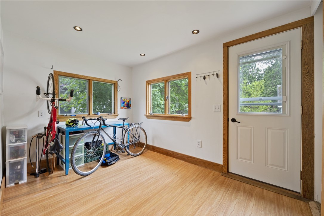 205 E Falls Street, Ithaca, New York image 14