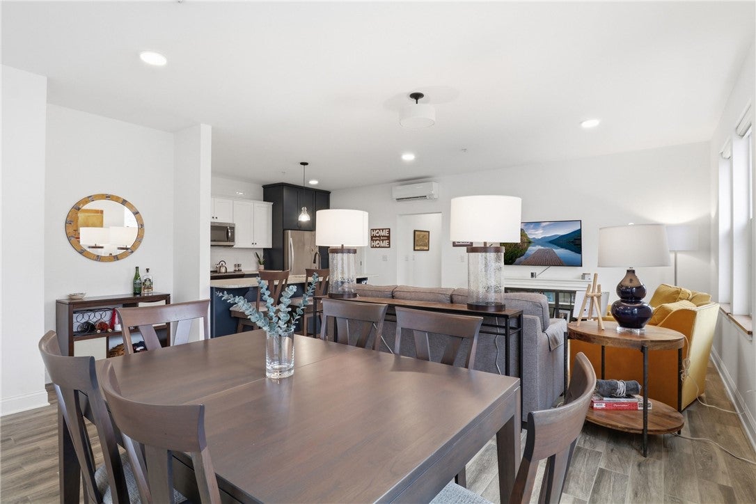 215 W Spencer Street B1