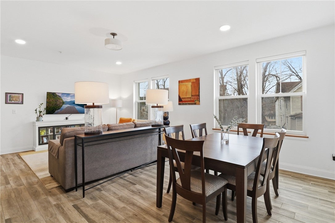 215 W Spencer Street B1