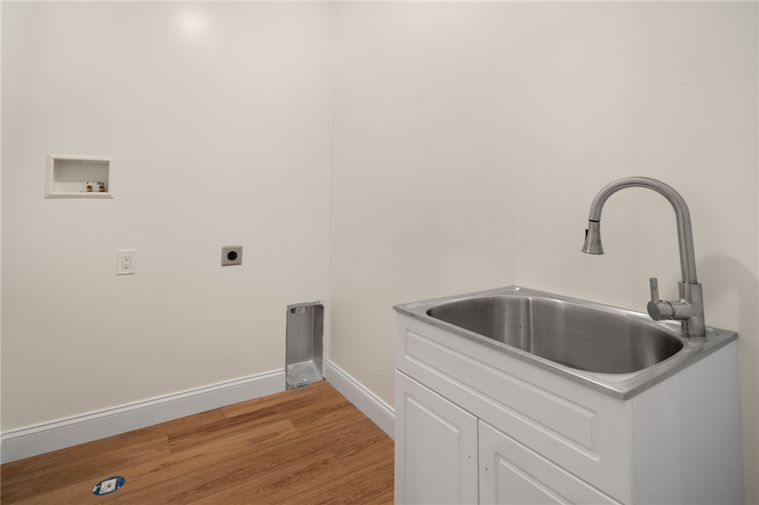 96 Nor Way, Lansing, New York image 15