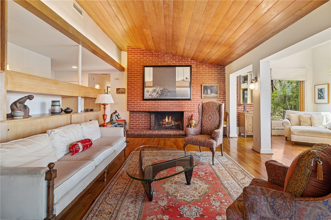 150 N Sunset Drive, Ithaca, New York image 5