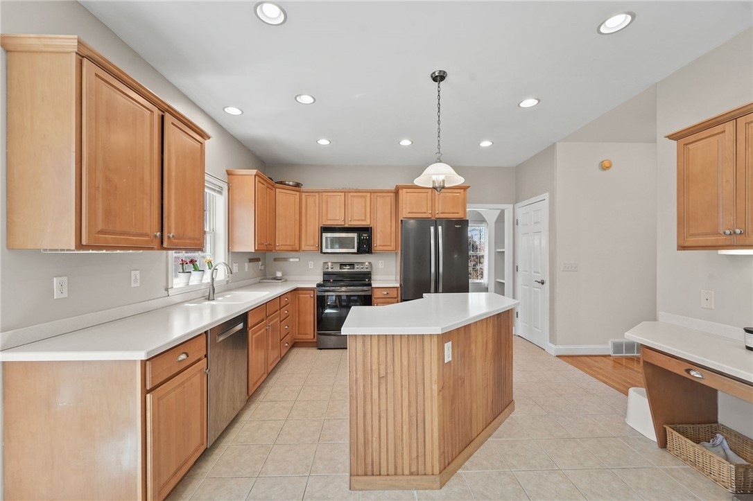 9 Fairwinds Way, Lansing, New York image 8