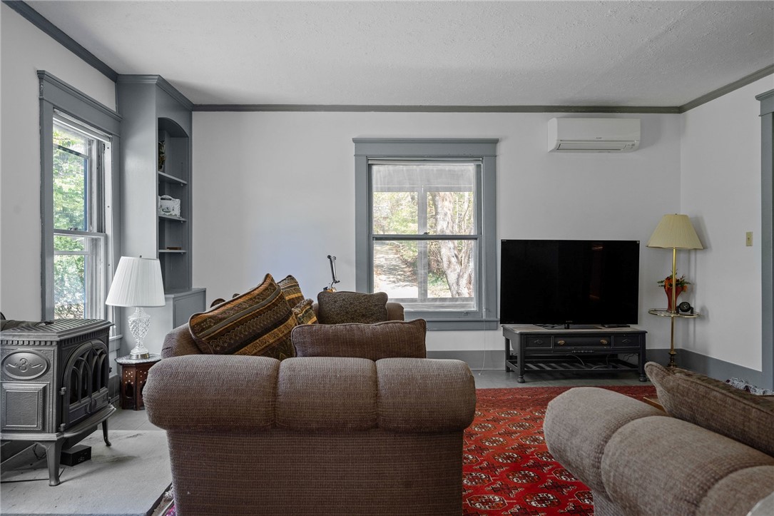 206 Elmwood Avenue, Ithaca, New York image 4