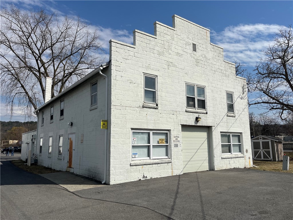 703 & 705 Willow Avenue