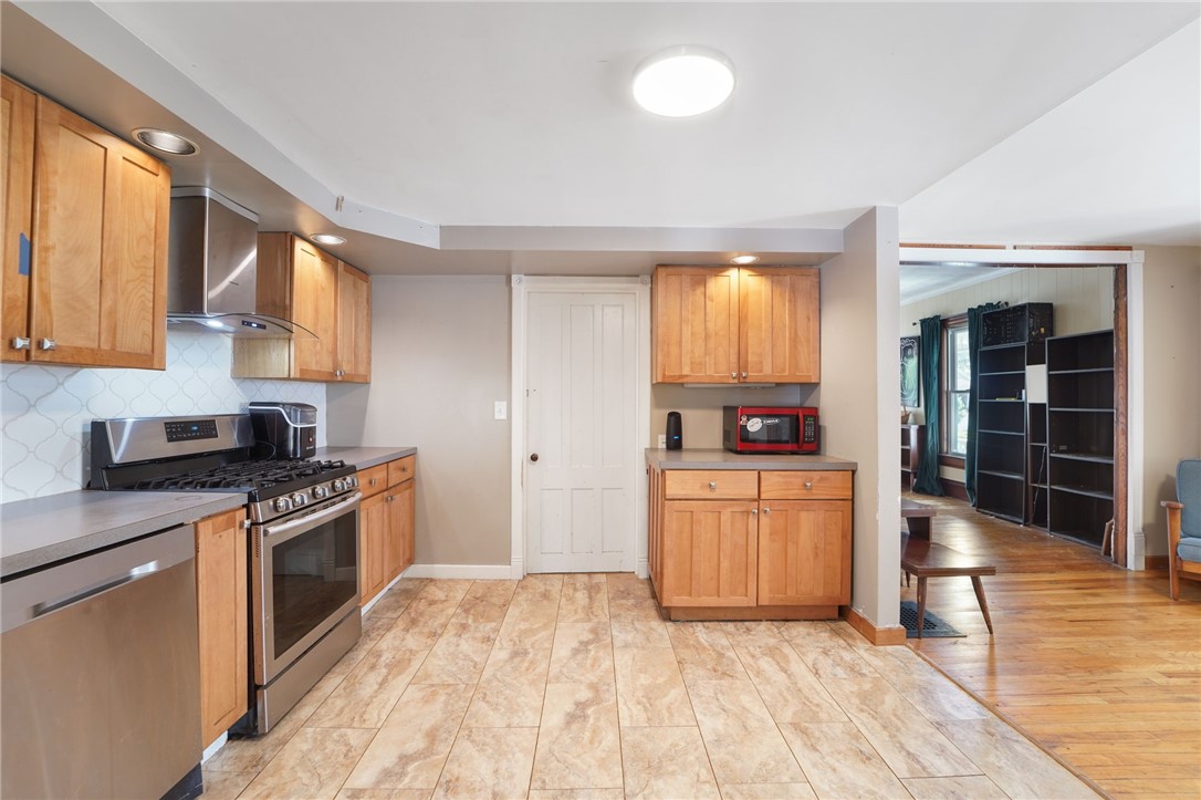 63 Floral Avenue, Cortland, New York image 10